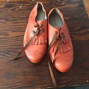 Adorable ribbon laced shoes!